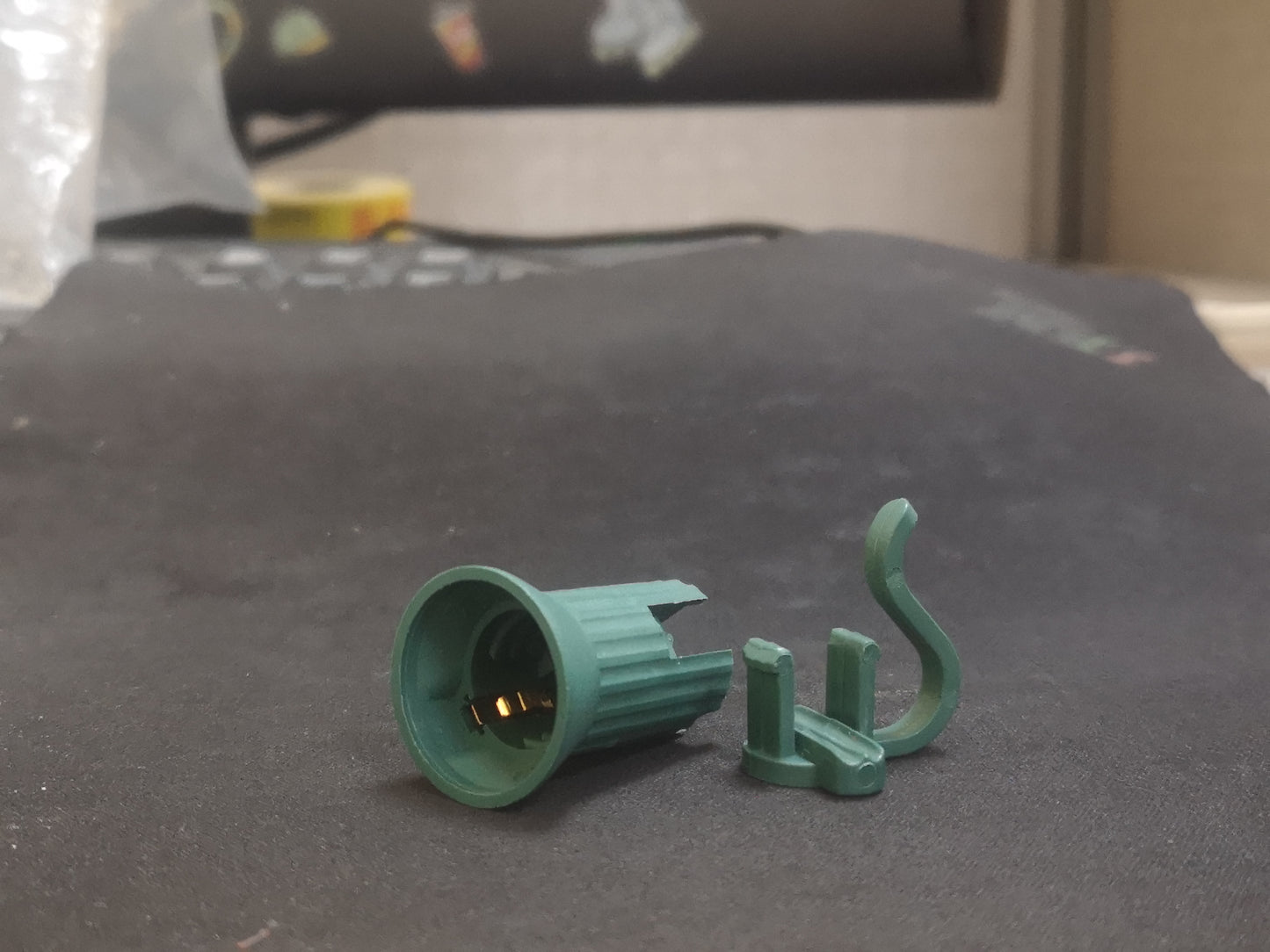 C7 25-foot Stringer on Green Wire, 25 Sockets